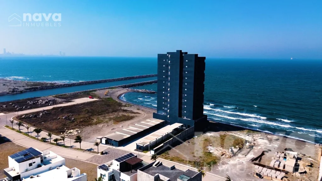 6-Departamento-con-acceso-a-la-playa-Desde-4300000-1.webp